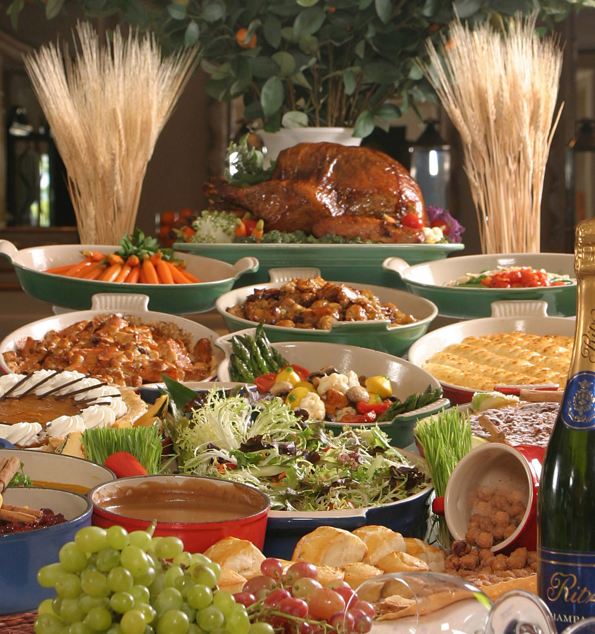 Thanksgiving Buffet Table Ideas