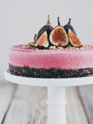Raw Fig Cheesecake w/ Recipe
