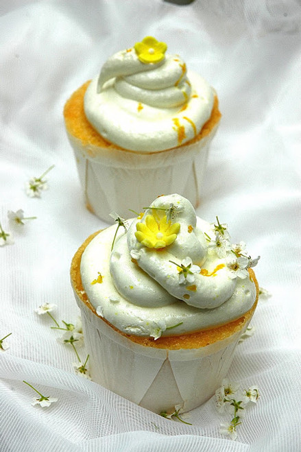 Perfecto Limoncello Cupcakes - (Free Recipe below)
