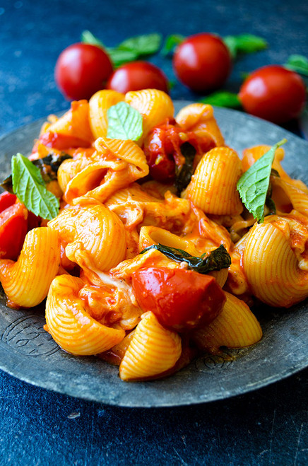 Creamy Caprese Pasta - (Free Recipe below)