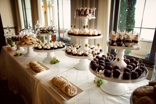 Elegant Wedding Dessert Table 