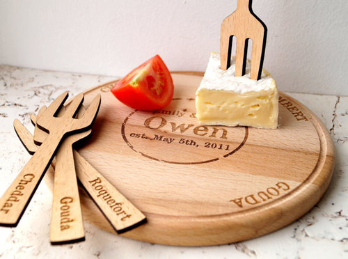 Personalized cheese board and cheese markers