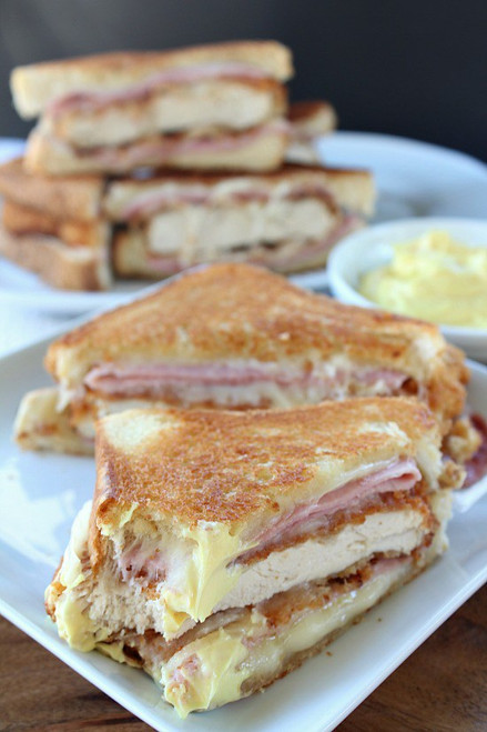 Chicken Cordon Bleu Grilled Cheese Sandwich