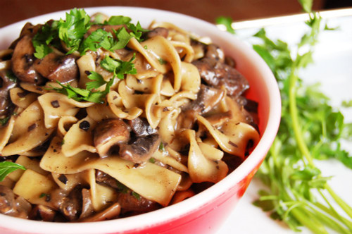 MUSHROOM STROGANOFF