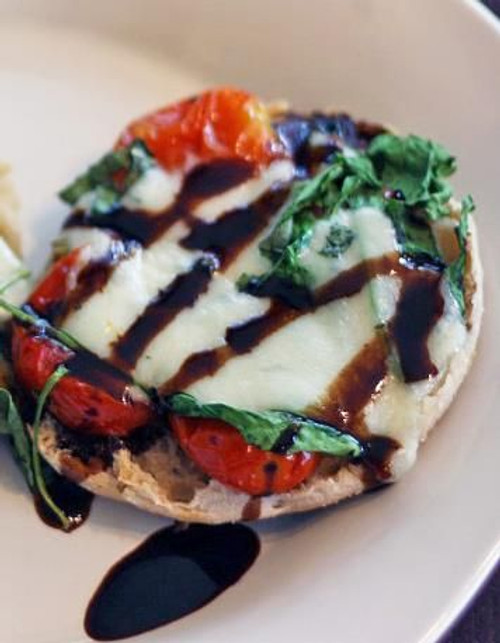 Skinny Mini Caprese Pizzas