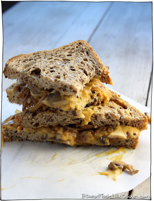 VEGAN CARAMELIZED ONION & MUSHROOM-GRILLED-CHEESE