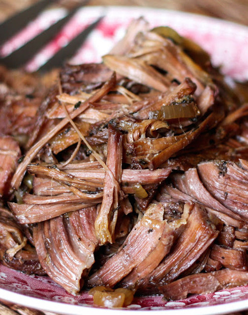 Slow Cooker Italian Red Wine Roast Beef