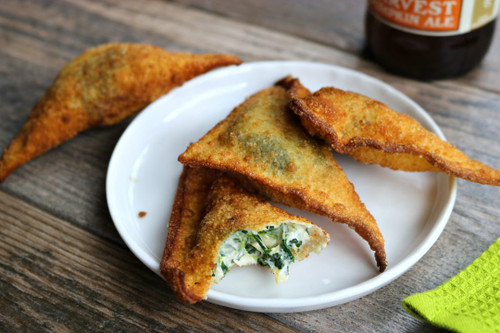 Spinach and Artichoke Fried Wontons
