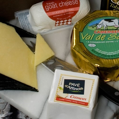 Champagne Cheese Gift Set Champagne Cheese Gift Set