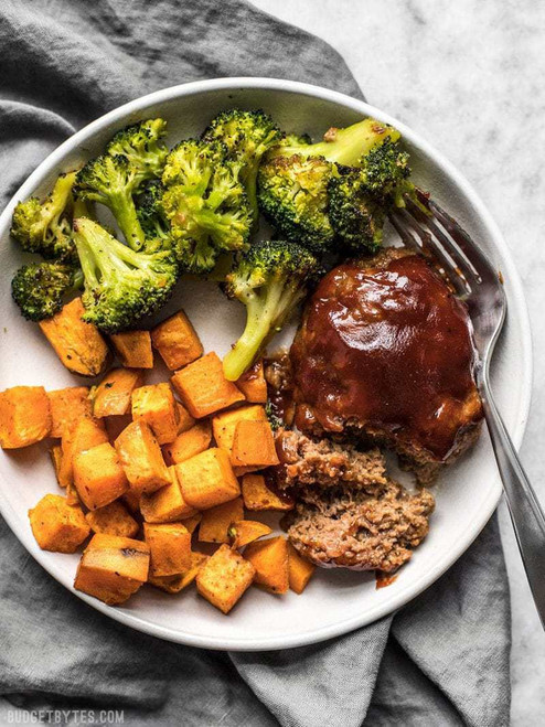 BBQ TURKEY MEATLOAF WITH ROASTED SEASONAL VEGETABLES