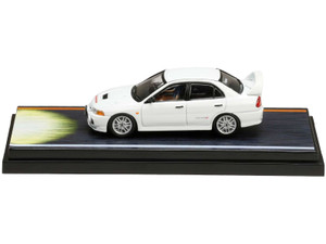 Mitsubishi Lancer RS Evolution IV RHD (Right Hand Drive) White "Monstar" with Seiji Iwaki Driver Fi F977-HJ642011D