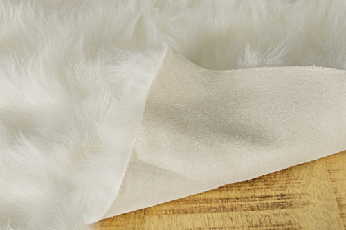 2' X 3' Off White Faux Fur Washable Area Rug N270-294253