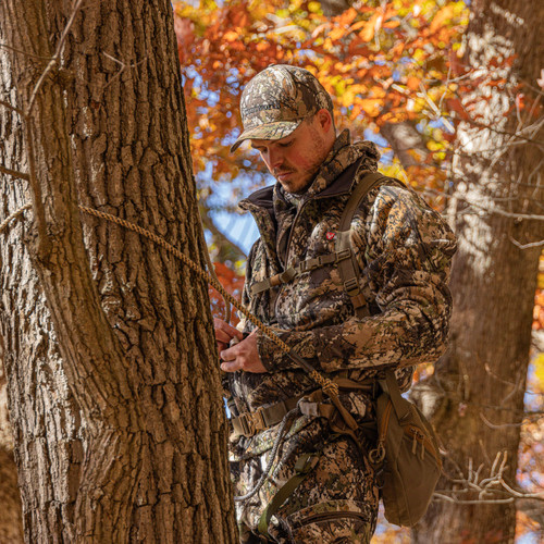 Vertek camo blends into your surroundings.