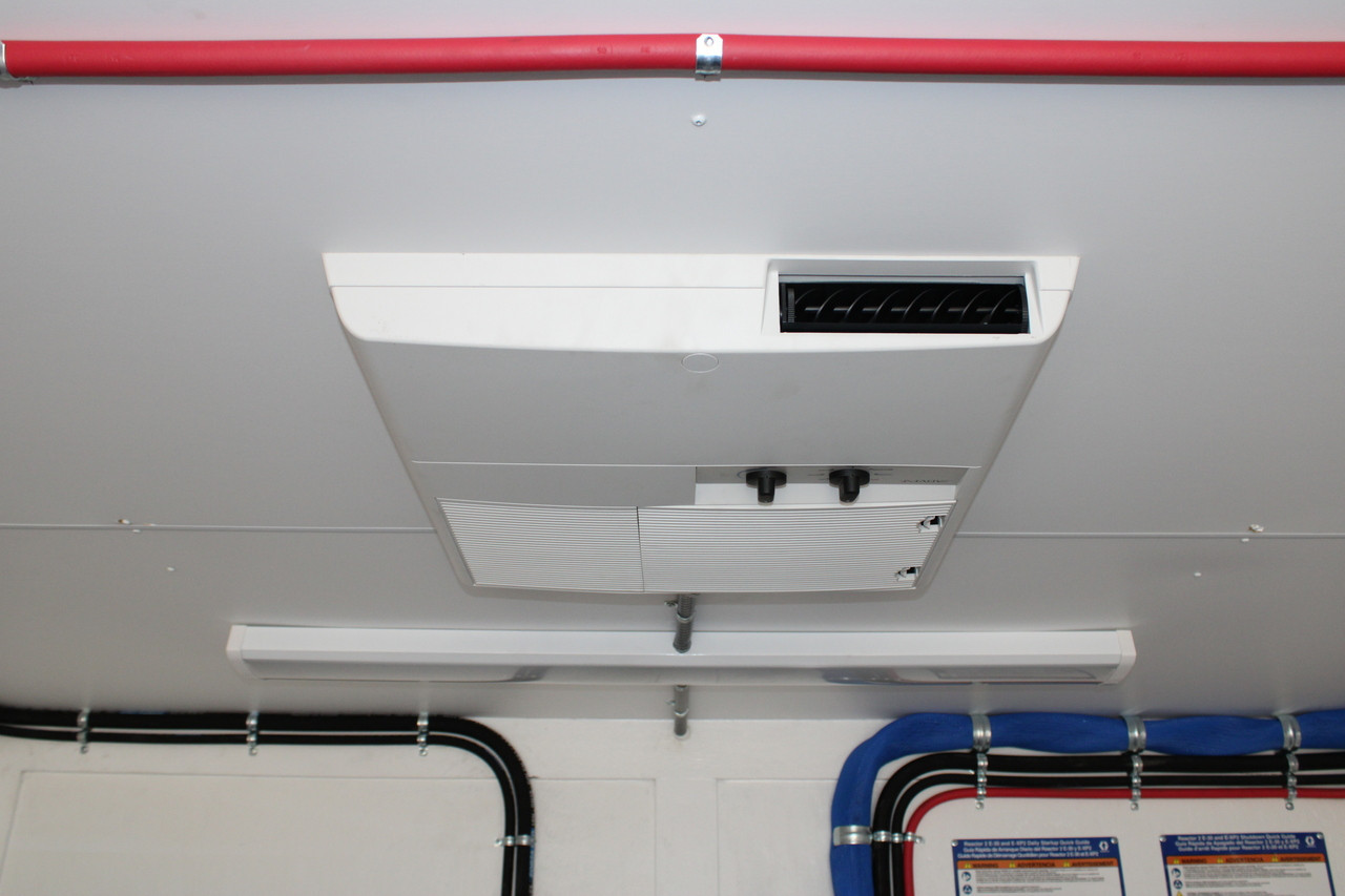 FOAM PRO 16' SPRAY FOAM RIG W/R2 E 30 FOAM PRO 16' SPRAY FOAM RIG W/R2 E 30