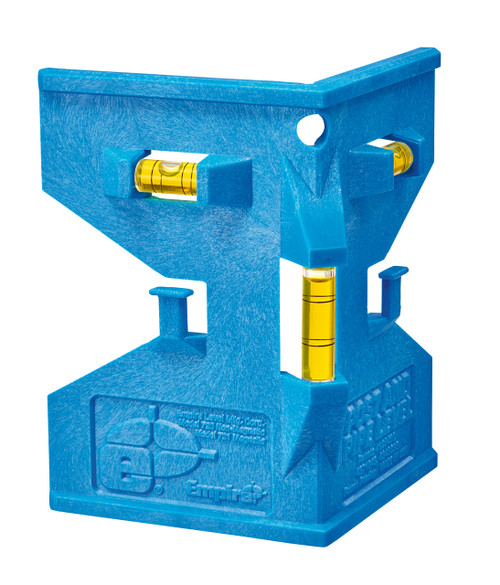 Milwaukee 727-24 POLYCAST Pipe and Post Level in Display