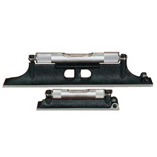 L.S. Starrett 50446 98Z-18 18" Level W/Groun