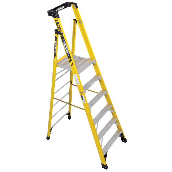 Werner PD7306 12Ft Reach Height Fiberglass Podium Ladder 6Ft T