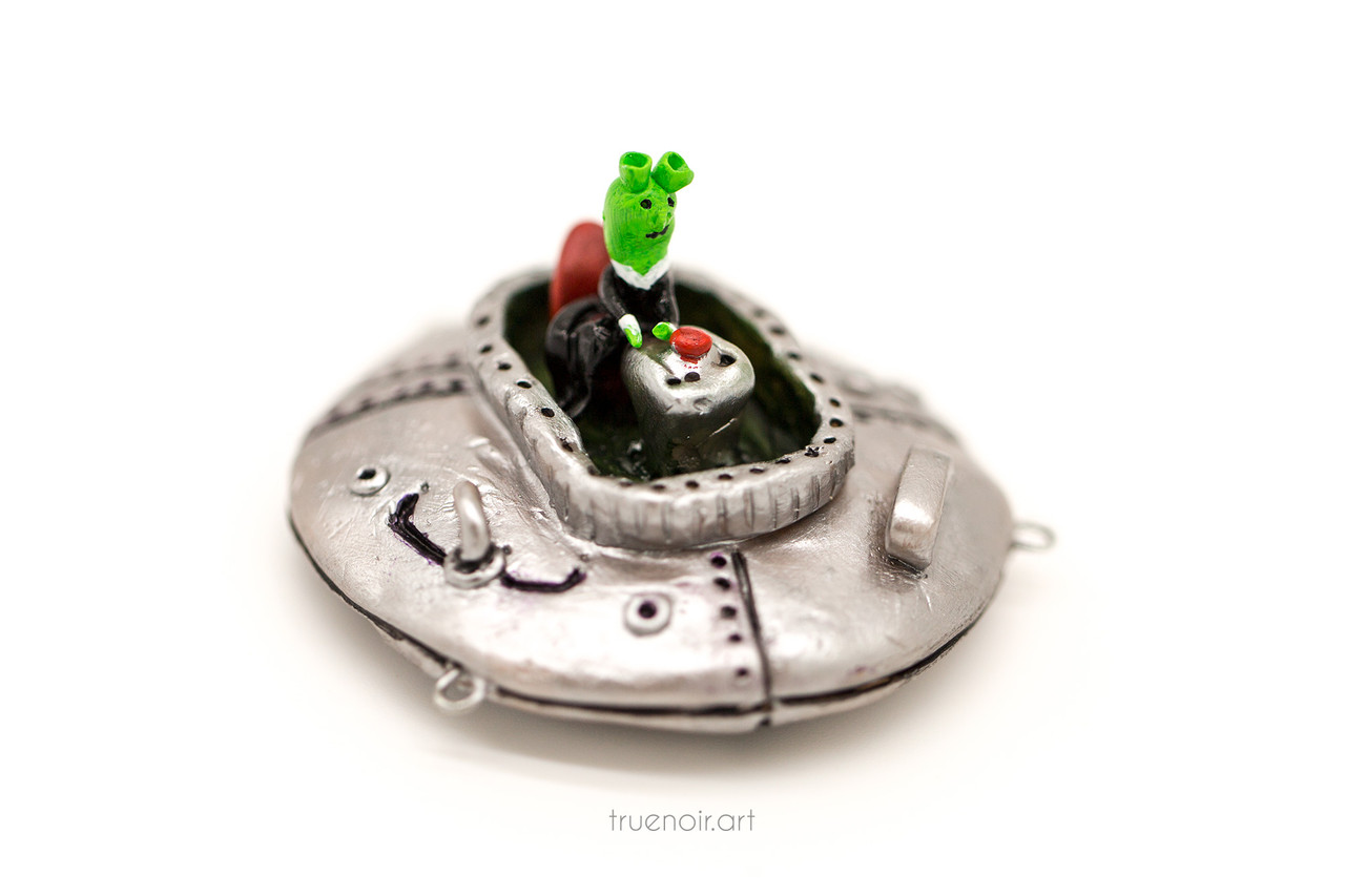 alien clay cute