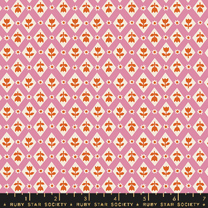Lattice Kiss from the Favourite Flowers quilting fabric collection by Ruby Star Society. 100% cotton quilting fabric, ideal for quilting, patchwork and dressmaking RS5148-12