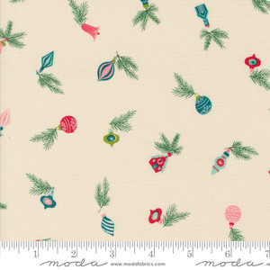 Ornaments Natural from the Cozy Wonderland quilting fabric collection designed by Fancy That Design House. 100% cotton quilting fabric, ideal for quilting, patchwork and dressmaking 45593-11