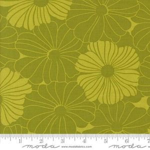Bloom Florals Zest from the Colour Crush collection designed by V and Co. for Moda Fabrics. 100% lightweight quilting cotton ideal for quilting, patchwork and dressmaking 10880-18