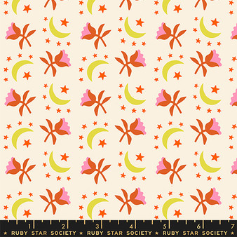 Moonflower Natural from the Catnap quilting fabric collection designed by Alexia Marcelle Abegg for Ruby Star Society. 100% cotton quilting fabric, ideal for quilting, patchwork and dressmaking RS4133-11