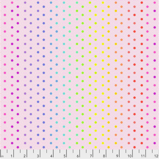 PWTP151.SHELL Hexie Rainbow Shell from the True Colours quilting fabric collection by FreeSpirit Fabrics. 100% cotton quilting fabric, ideal for quilting, patchwork and dressmaking