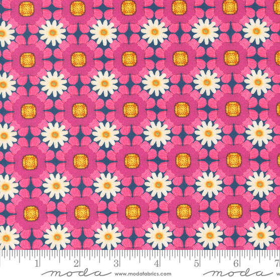Daisy Chain Hot Pink from the Vintage Soul quilting fabric collection designed by Cathe Holden for Moda Fabrics. 100% cotton quilting fabric, ideal for quilting, patchwork and dressmaking 7437-21