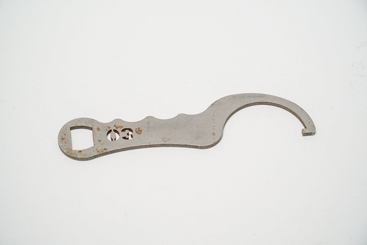 Cross Over and Pre load Spanner Wrench