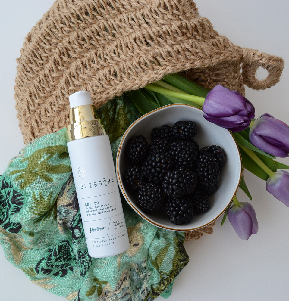 Photonic SPF 30 mineral sunscreen for sensitive skin