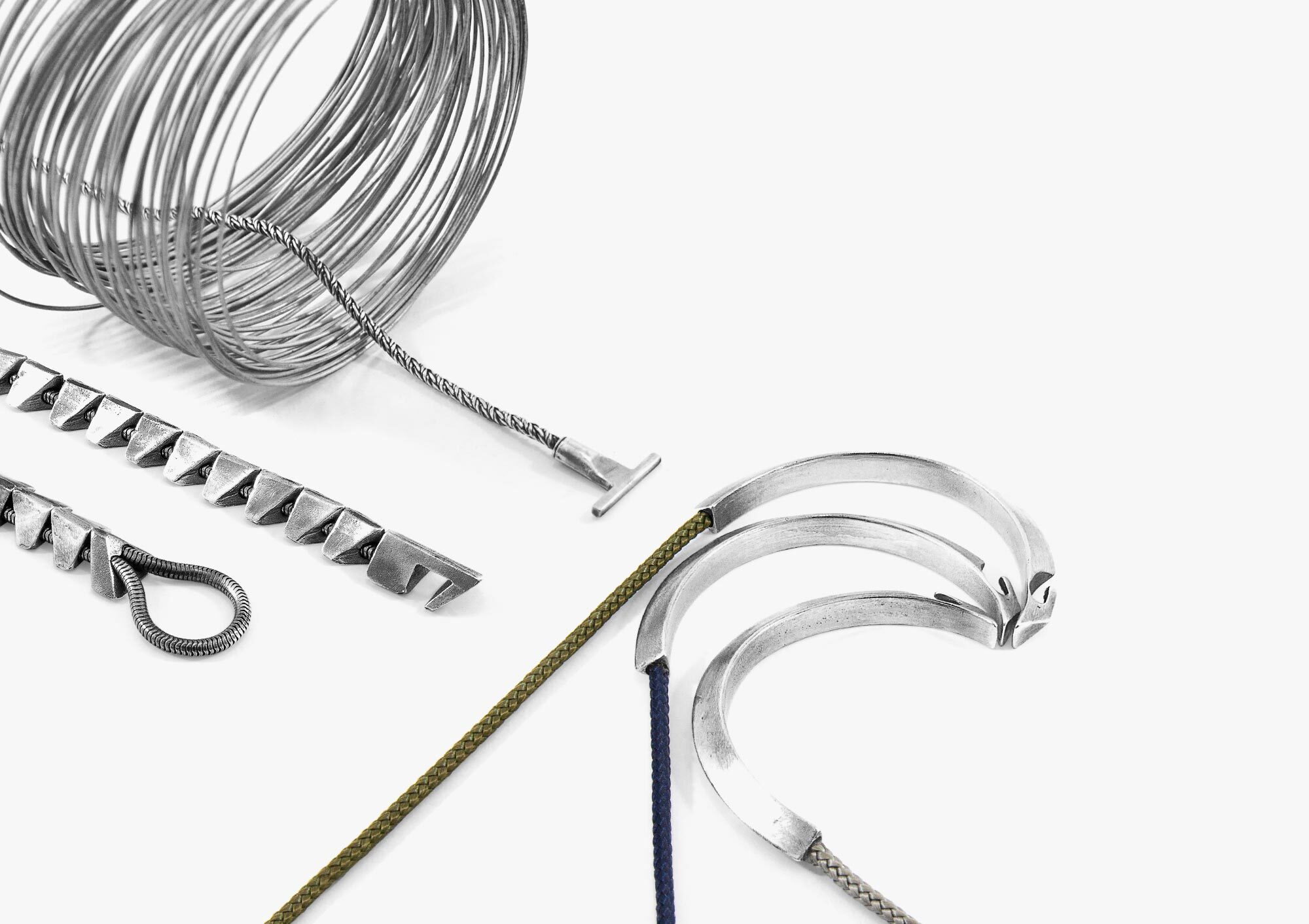 Handcrafted Silver Leather Rope Mens Bracelets And Bangles