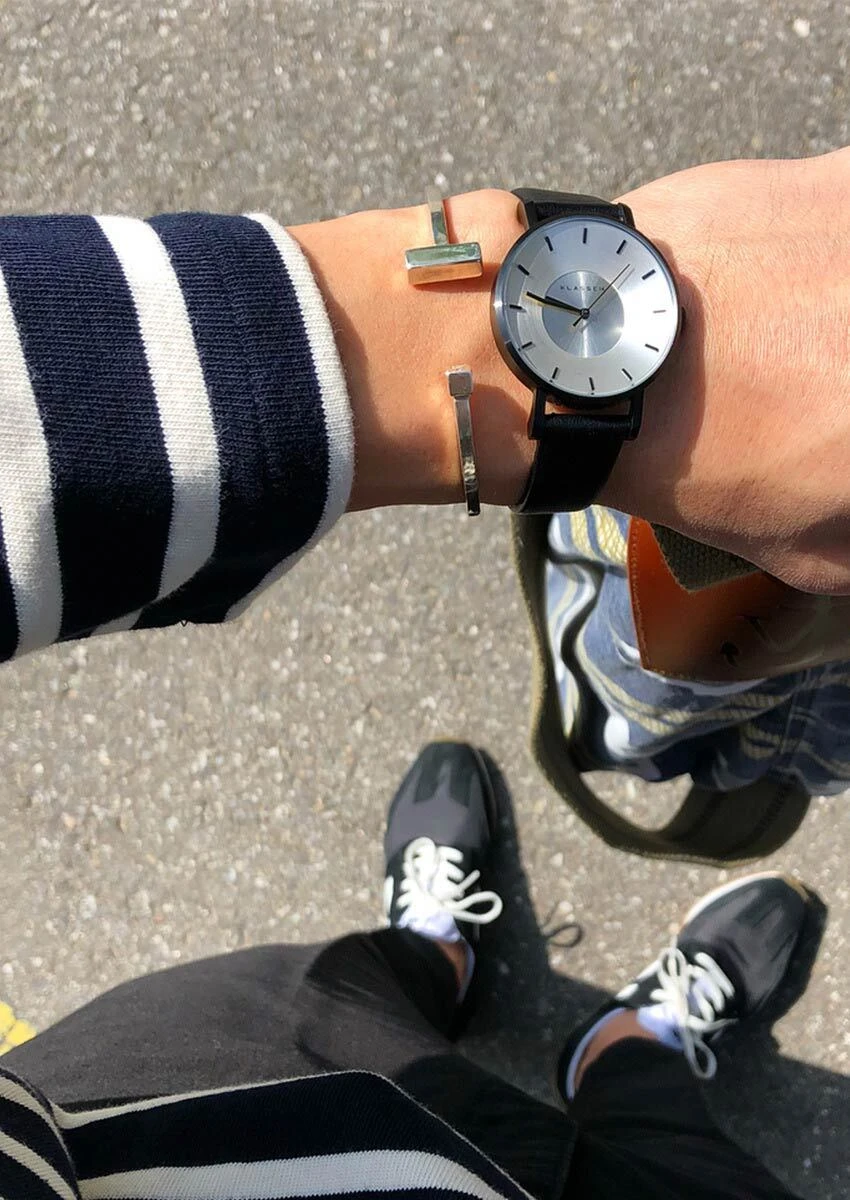Mens Modern And Minimal Bangle