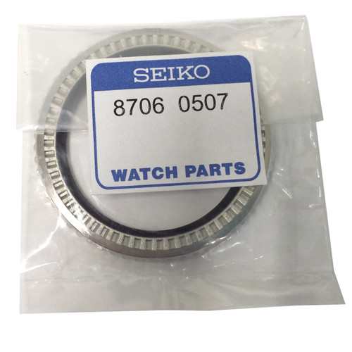 Seiko 8706-0507 bezel