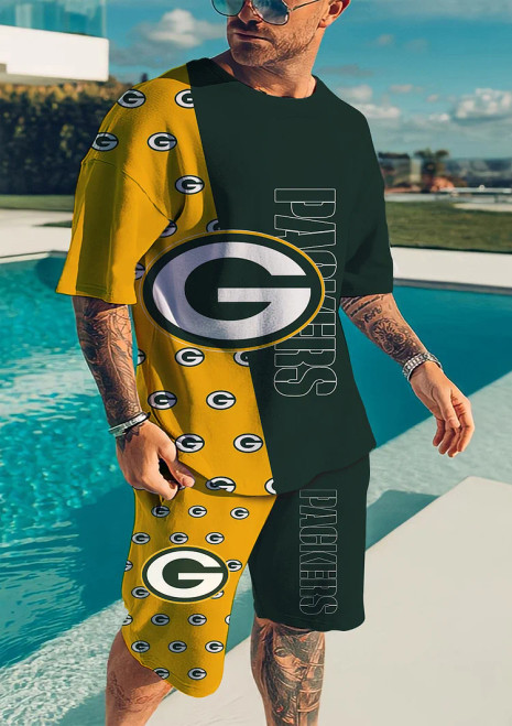 NFL.Green-Bay-Packers Team Limited Edition Fashion Mens Top & Shorts Two-Piece Matching Combo-Set/Custom Graphic 3D Printed Packers Tee-Shirt & Short Bottoms Matching Apparel Set/Great Warm Weather & Summer-Time Trendy Team/Fan Sport Matching Sets..