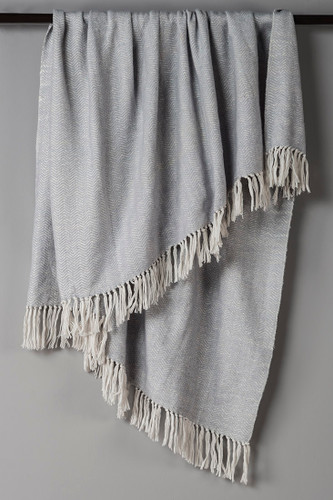 Rizzy Home 50 In. X 60 In. Silver Classic Cable Knit Throw With Foil Print Main image