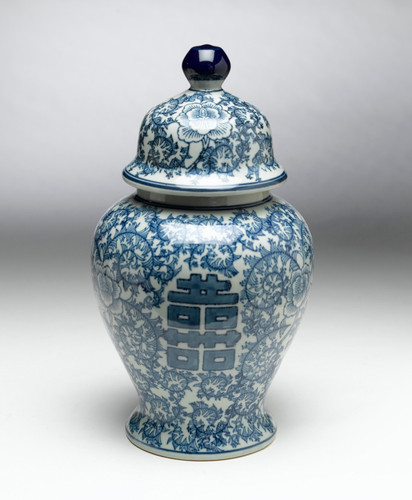 AA Importing 59733 Antiqued Pale Green And Blue Ginger Jar With Lid Main image