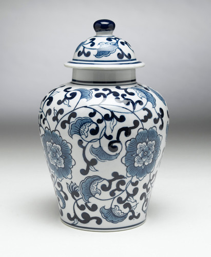 AA Importing 59726 Blue And White Ginger Jar With Lid Main image