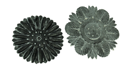 Distressed Embossed Tin Flower Decorative Wall Plaque Set of 2 Main image