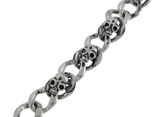 Curb Chain Link Bracelet with Skulls and Toggle Clasp Additional image