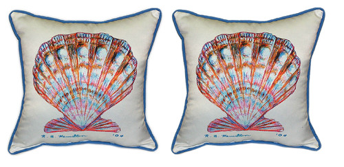 Pair of Betsy Drake Scallop Shell Large Pillows 18 Inch x 18 Inch Main image