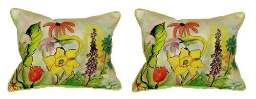 Pair of Betsy Drake Betsy’s Garden Small Indoor/Outdoor Pillows Main image