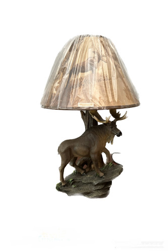 North American Bull Moose Table Lamp w/ Shade Main image
