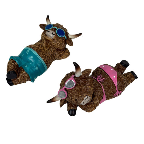 Beach Highland Cow Figurines Set of 2 Resin 4 in Coastal Shelf Decor Main image