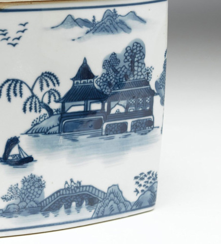 AA Importing 59756 7.5 Inch Blue & White Rectangular Jar Additional image