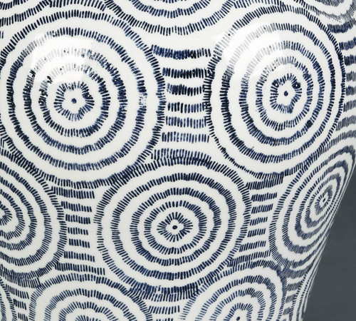 AA Importing Blue and White Circles 14" Ginger Jar with Lid Additional image