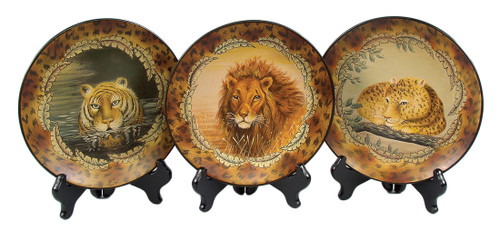 Set Of Three 8 Inch Diameter Big Cat Plates Main image