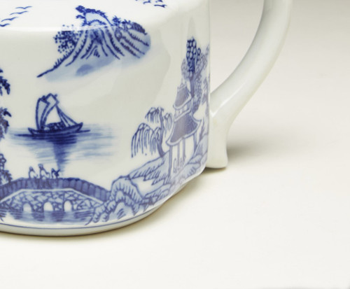 AA Importing 59803 Blue And White Tea Pot Additional image