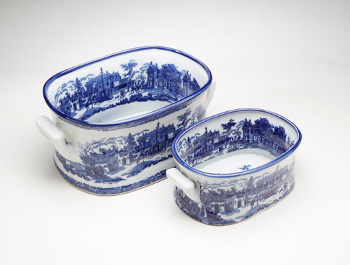 AA Importing 59840 Blue And White Planter - Set of 2 Main image