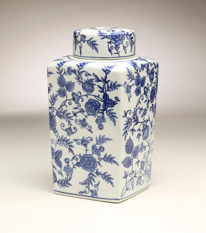 AA Importing 59950 12 Inch Square Blue & White Jar Main image