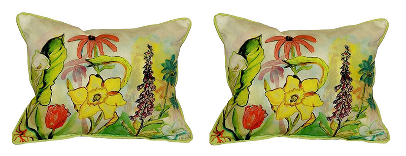 Pair of Betsy Drake Betsy’s Garden Small Indoor/Outdoor Pillows Main image